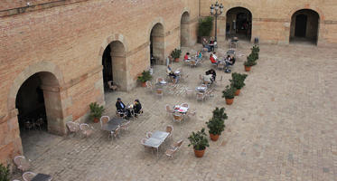 autumn, Barcelona, cafe, Cataluña, day, diffuse, diffused light, elevated, furniture, potted plant, Spain, square