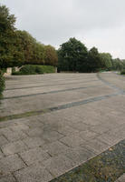 afternoon, Braunschweig, bush, day, Deutschland, eye level view, natural light, Niedersachsen, park, pavement, slate, summer, tree, vegetation