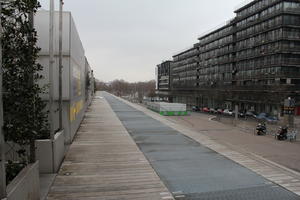 building, day, decking, elevated, France, Ile-De-France, metal frame, natural light, overcast, Paris, residential, winter