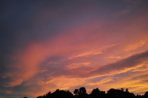 below, Chateauneuf, Cirrostratus, cloud, cloudy, dawn, dusk, evening, France, golden hour, looking up, outdoor lighting, outdoors, Provence Alpes Cote D