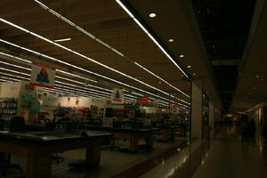 artificial lighting, Bergamo, eye level view, interior, Italia , light, Lombardia, retail, shop, shopping centre