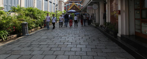 asian, Bangkok, day, diffuse, diffused light, eye level view, group, Krung Thep Mahanakhon, natural light, pavement, people, shady, summer, temple, Thailand, tourist, walking