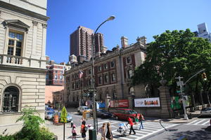 building, day, elevated, Manhattan, New York, people, standing, street, summer, sunny, The United States, walking