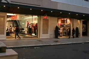 artificial lighting, Bari, evening, eye level view, Italia , mannequin, object, pavement, Puglia, retail, shop, winter