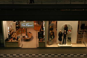 artificial lighting, elevated, interior, Poland, Poznan, retail, shopping centre, Wielkopolskie