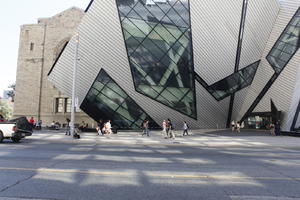 building, Canada, casual, day, eye level view, facade, group, Ontario, people, street, summer, sunny, Toronto, walking