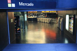 Alicante, artificial lighting, elevated, floor, indoor lighting, interior, lamp, LED, sign, Spain, station, Valenciana, vending machine