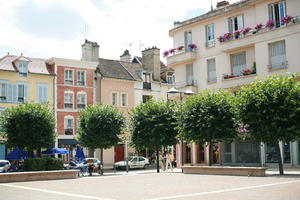 Champagne-Ardenne, city, day, eye level view, France, square, summer, sunny, tree, Troyes