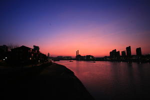 cityscape, clear, dusk, elevated, England, evening, eye level view, London, river, river thames, silhouette, sunset, The United Kingdom, twilight, winter