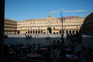 cafe, Castilla y Leon, crane, day, eye level view, group, people, plaza, Salamanca, Spain, summer, sunlight, sunny, sunshine