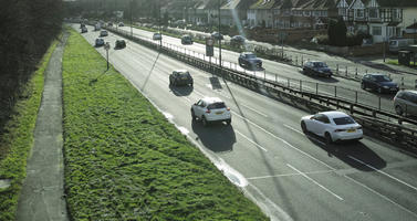 car, cloudy, day, elevated, England, grass, London, road, sunny, The United Kingdom, traffic, winter