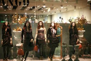 artificial lighting, autumn, evening, eye level view, indoor lighting, Madrid, mannequin, retail, shop, Spain