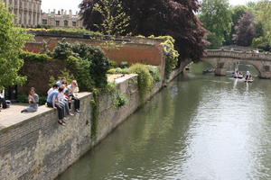 afternoon, bridge, Cambridge, canal, day, elevated, England, gondola, group, people, sitting, spring, sunny, The United Kingdom, transport, vegetation