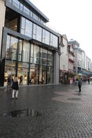 afternoon, artificial lighting, Braunschweig, day, Deutschland, eye level view, facade, natural light, Niedersachsen, pavement, retail, shop, summer