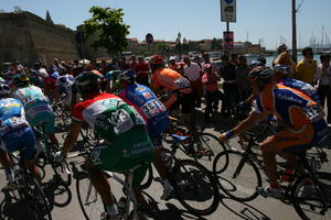 Alghero, bicycle, casual, crowd, cycling, day, eye level view, Italia , people, Sardegna, street, sunny