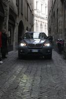 alley, Bergamo, car, day, eye level view, Italia , Lombardia, natural light, overcast, winter