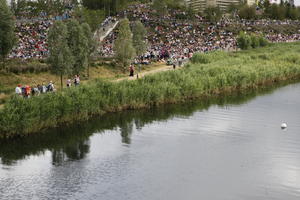 canal, crowd, day, elevated, England, London, park, people, reed, summer, sunny, The United Kingdom