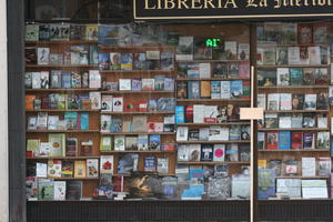 ambient light, book, day, display, eye level view, Italia , Mondovi, overcast, Piemonte, retail, winter