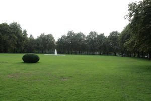 afternoon, Braunschweig, day, Deutschland, eye level view, fountain, grass, natural light, Niedersachsen, park, summer, tree, vegetation