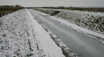 day, elevated, France, ice, natural light, overcast, snow, winter