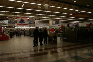 artificial lighting, Bergamo, eye level view, interior, Italia , Lombardia, retail, shop, shopping centre