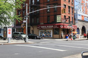 day, eye level view, Manhattan, New York, payphone, retail, street, sunny, The United States, traffic light