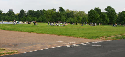 day, diffuse, diffused light, England, eye level view, group, London, natural light, park, people, picnicking, sitting, summer, The United Kingdom, treeline