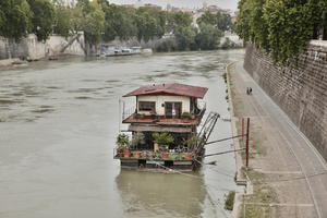 boat, day, elevated, Italia , Lazio, natural light, river, Rome, street