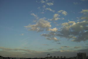 afternoon, autumn, cityscape, cloud, cloudy, Cumulus, day, eye level view, natural light, open space, sky