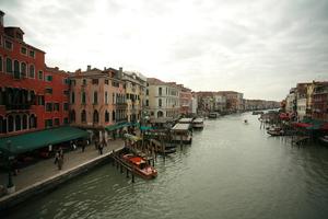 architecture, boat, building, canal, day, elevated, facade, house, Italia , overcast, transport, Veneto, Venice