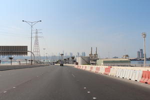 city, day, direct sunlight, Dubai, Dubayy, eye level view, highway, motorway, natural light, sunlight, sunny, sunshine, The United Arab Emirates