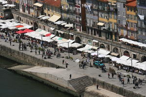 cafe, crowd, day, direct sunlight, elevated, people, Porto, Porto, Portugal, promenade, spring, sunny, umbrella, walking