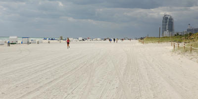 beach, day, diffuse, diffused light, eye level view, Florida, Miami, overcast, summer, The United States