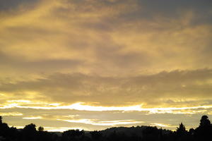 below, Chateauneuf, Cirrostratus, cloud, cloudy, dawn, dusk, evening, France, golden hour, looking up, outdoor lighting, outdoors, Provence Alpes Cote D