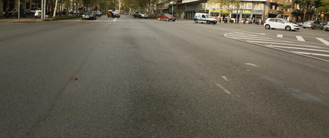 autumn, Barcelona, Cataluña, day, diffuse, diffused light, eye level view, Spain, street