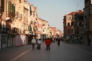 building, day, dusk, eye level view, group, Italia , people, street, Veneto, Venice, winter