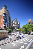 building, crossing, day, elevated, group, Manhattan, New York, people, street, summer, sunny, The United States, tree, vegetation